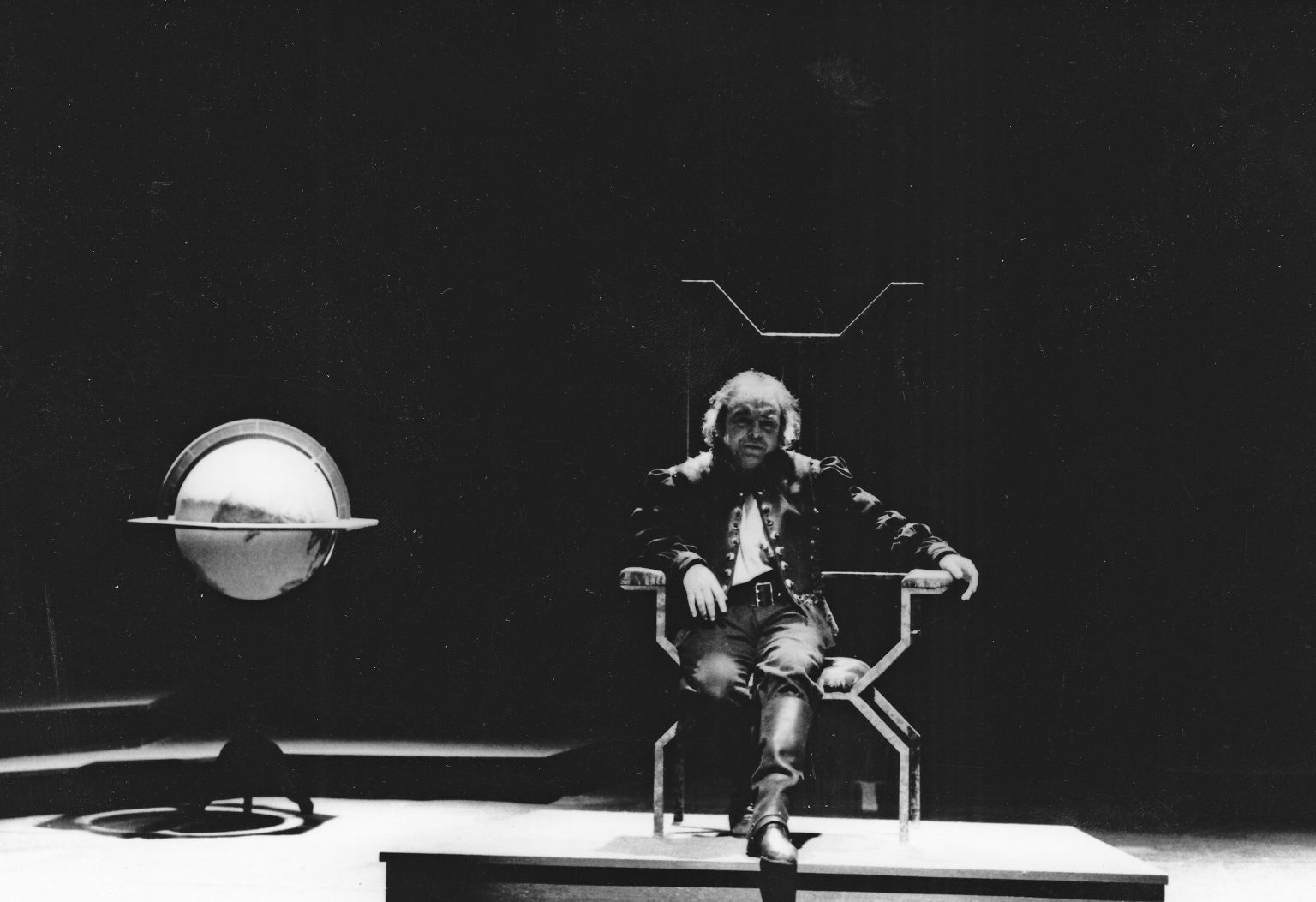 2001 - Othello - Théâtre le Public